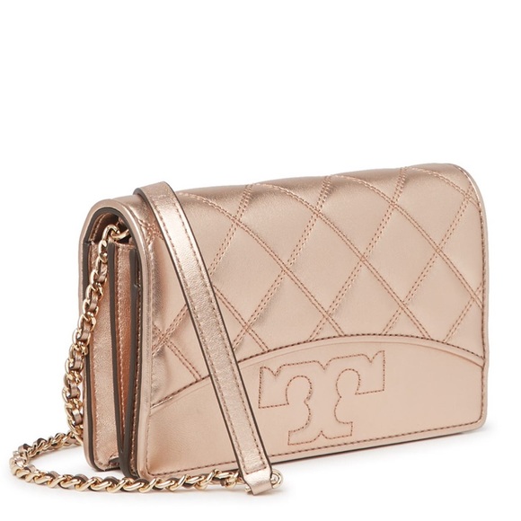 🎁Tory Burch Savannah Chain Flat Wallet - Picture 2 of 5